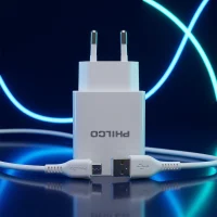 Cargador Philco R2100 Doble USB 2.1A con Cable Micro USB Blanco
